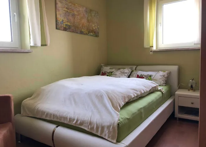 Fischer Reif Apartment